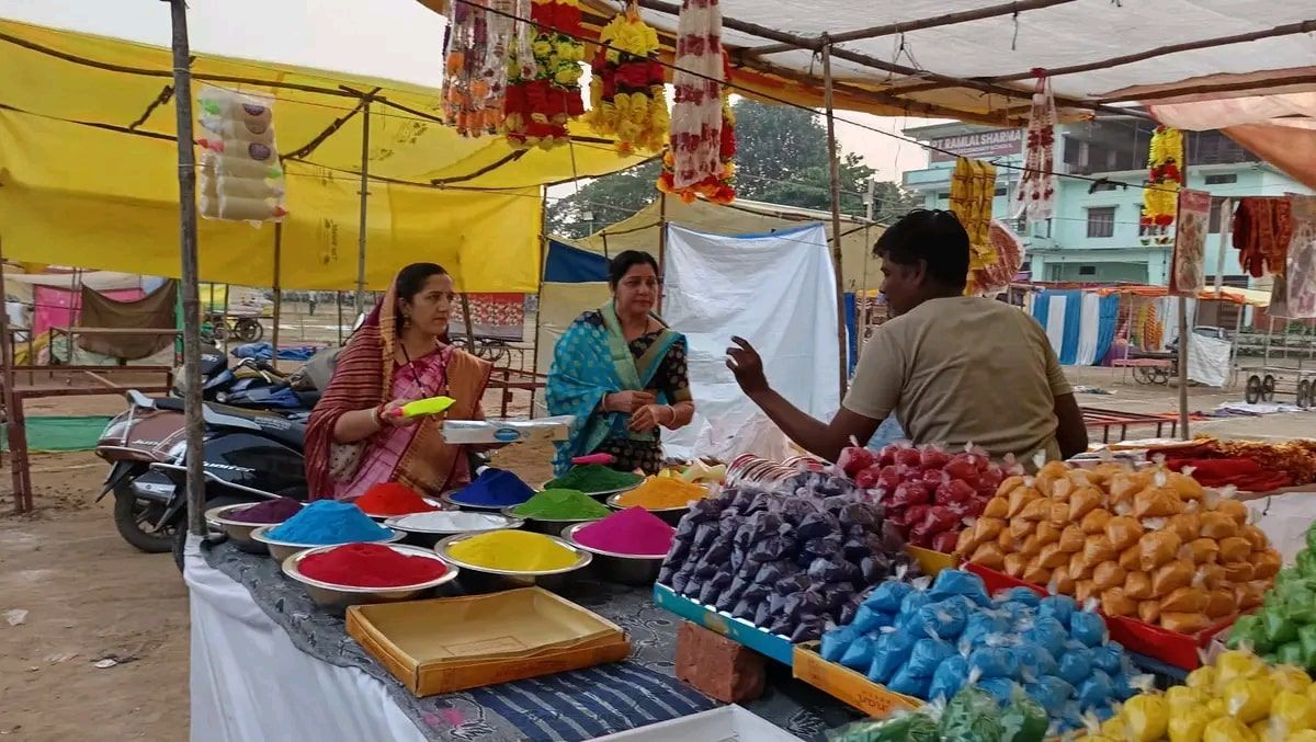 Narmadapuram : एसएनजी ग्राउंड में लगने वाले त्यौहारी बाजार का शुभारंभ